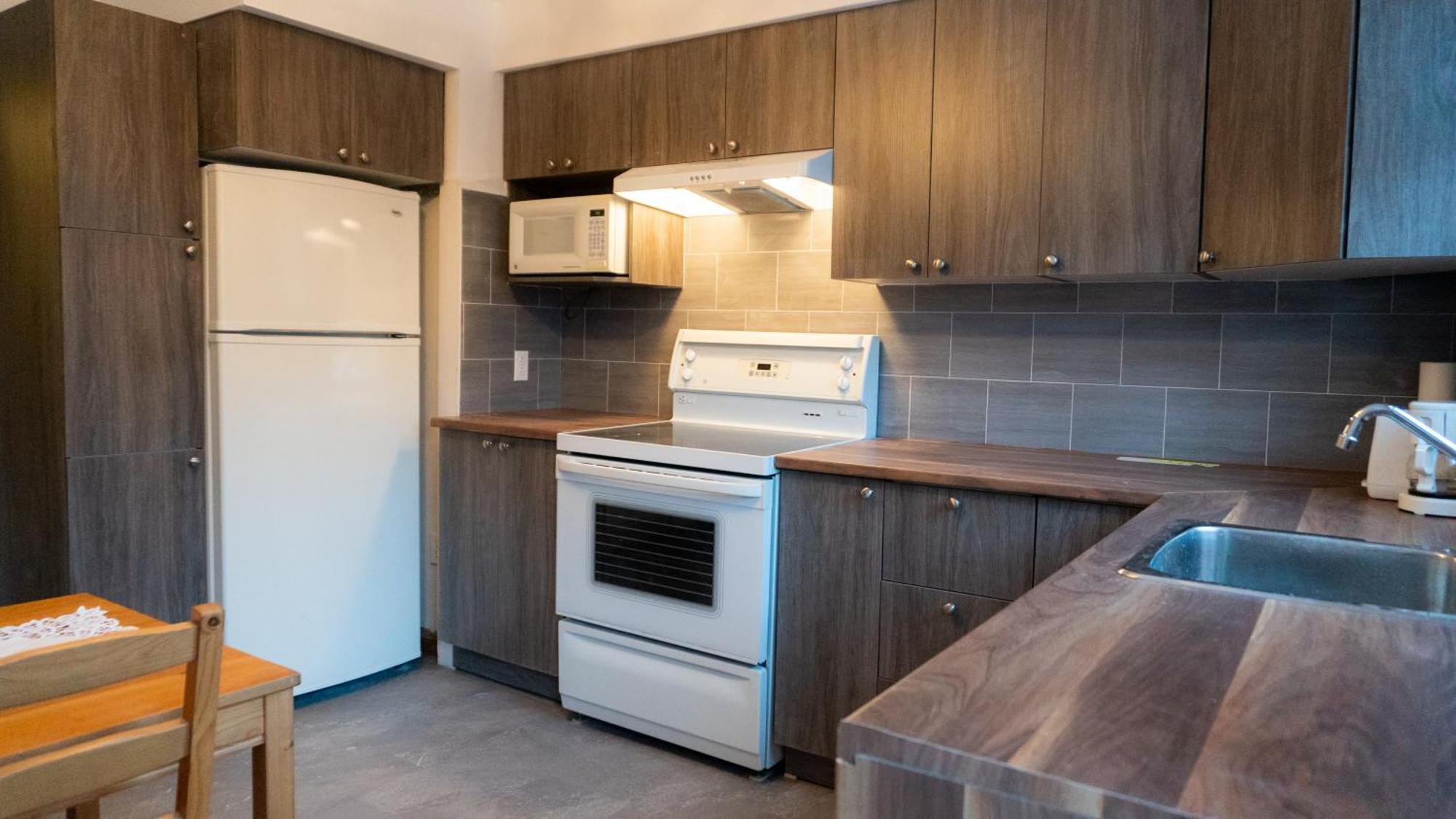 Montreal Homes - Affordable Rooms, Smart Tv, Shared Kitchen Exterior foto